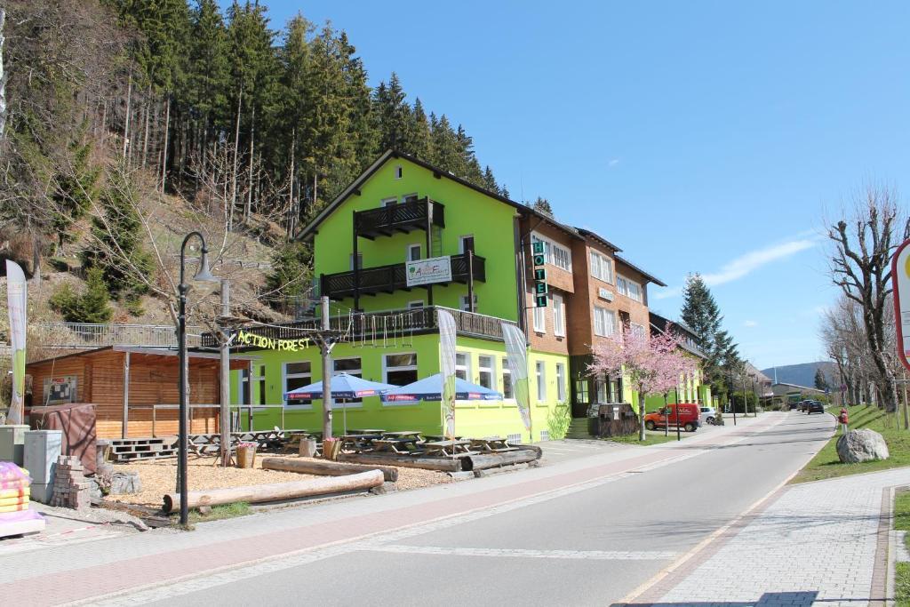 Action Forest Hotel - Kletterwald - Lasertag - Naehe Badeparadies Titisee-Neustadt Buitenkant foto